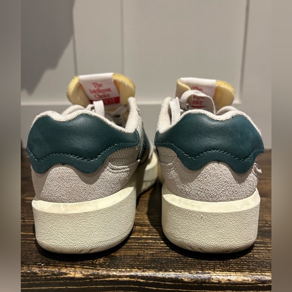 New Balance CT302 - Picture 4 of 5